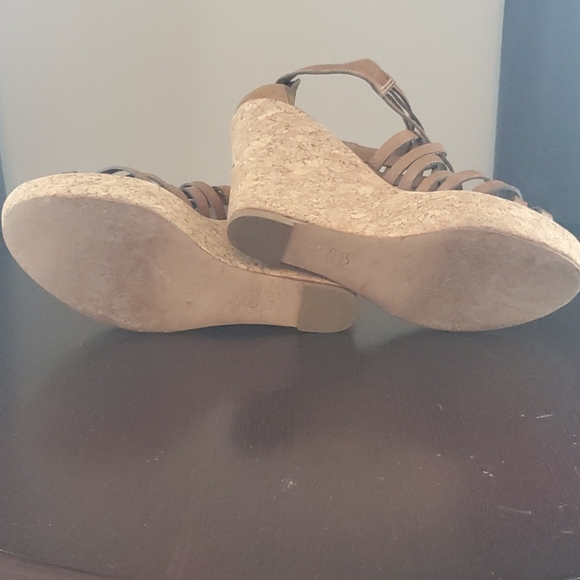 Tory Burch brown wedge sandals, 10.5 - Picture 5 of 6